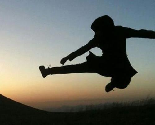 عکس پروفایل دختر کونگ فو کار