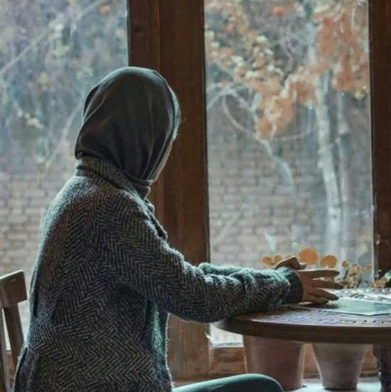 عکس های دختر تنها بدون متن