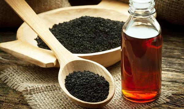 عکس روغن سیاه دانه اصل