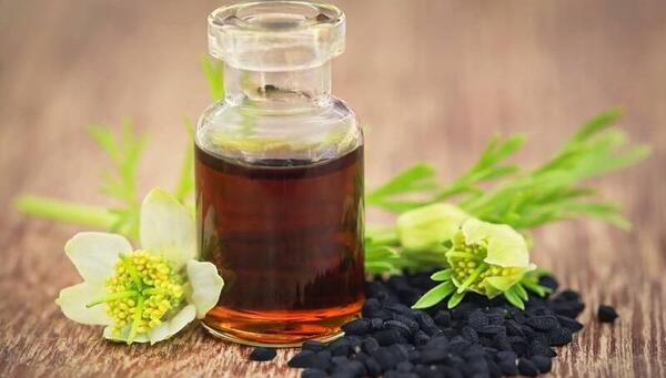 عکس روغن سیاه دانه اصل