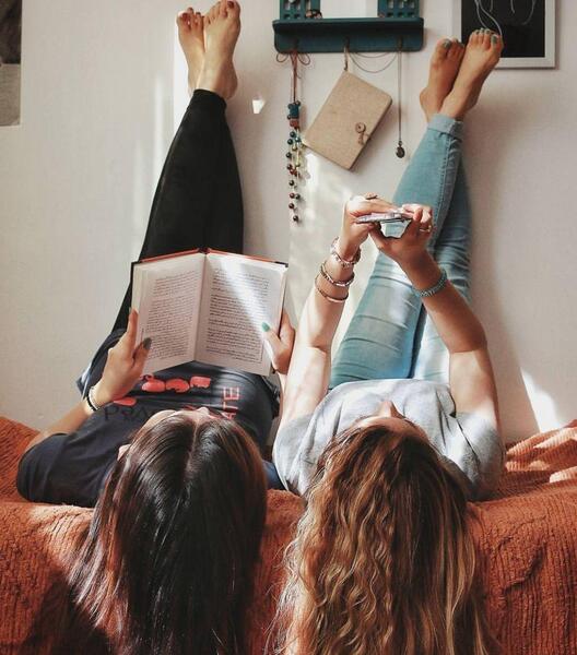 عکس کتاب برای پروفایل دخترونه