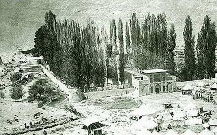 عکس قدیمی چشمه علی