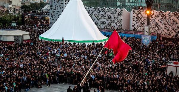 عکس ظهر عاشورا میدان امام حسین