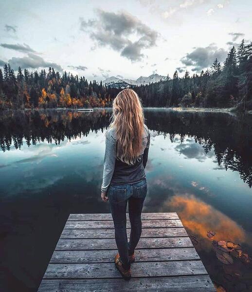 عکس پروفایل دختر لب ساحل