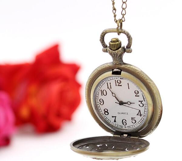 عکس ساعت گردنی