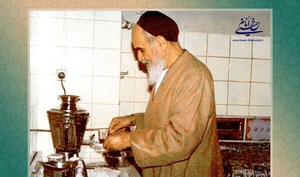 عکس ساده امام خمینی
