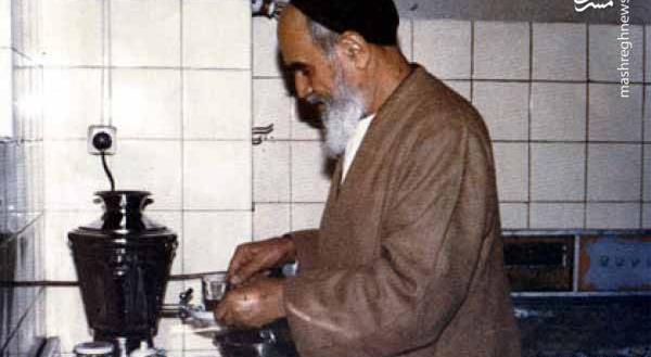 عکس ساده امام خمینی