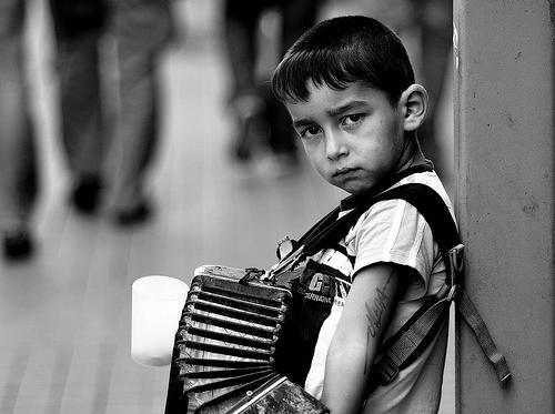 عکس سیاه سفید بچه
