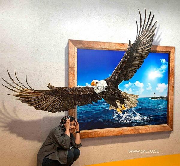 عکس سه بعدی عقاب
