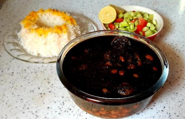 عکس قورمه سبزی خانگی