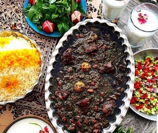 عکس قورمه سبزی خانگی