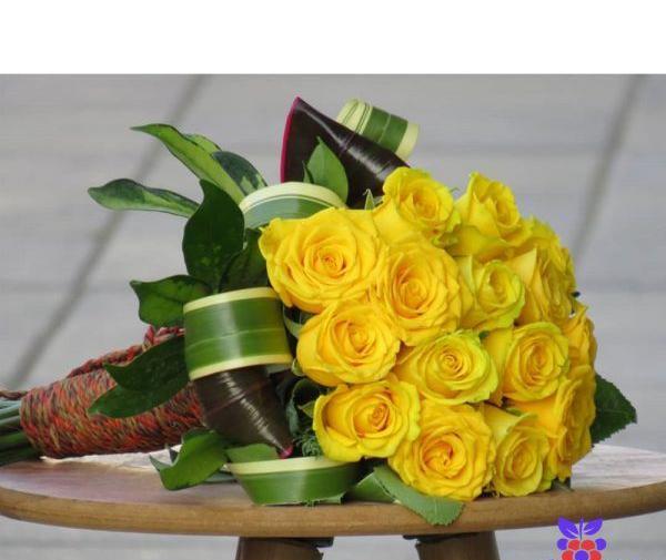 عکس گل رز زرد طبیعی