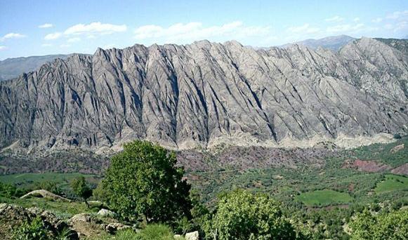 عکس مهراب کوه دلفان