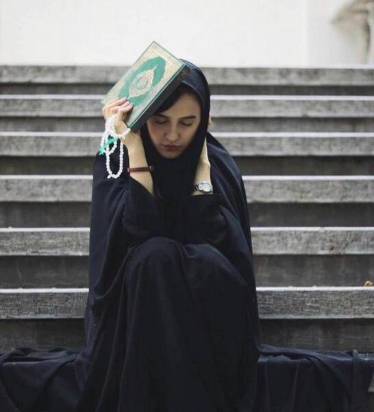 عکس پروفایل دختر با قران