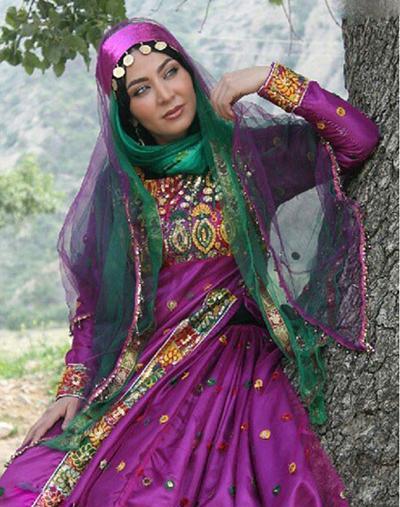 عکس زن لباس محلی