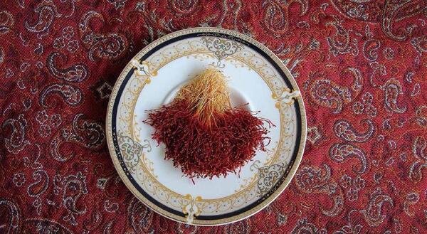 عکس زعفران سفید