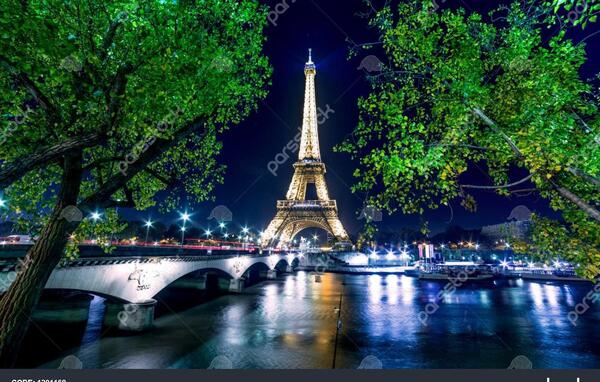 عکس فرانسه شب