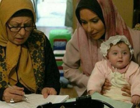 عکس سارا و نیکا کودکی