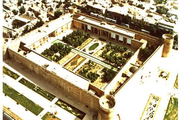عکس قدیمی ارگ کریم خان