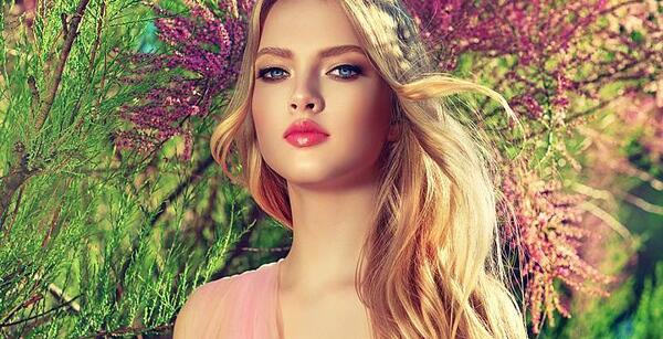عکس دختر زیبا در طبیعت برای پروفایل