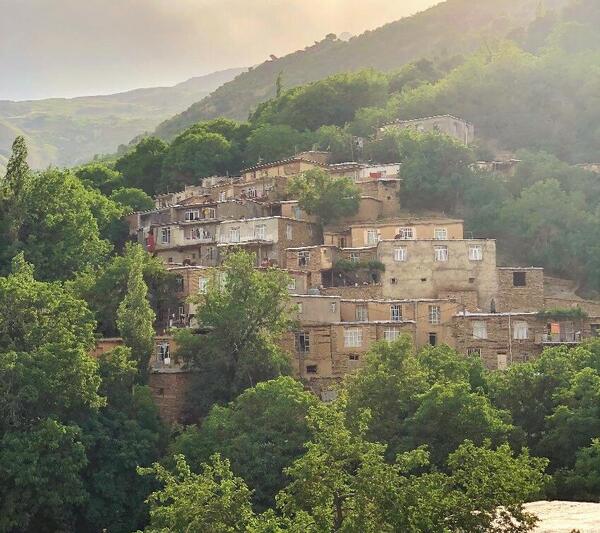 عکس روستا میانه