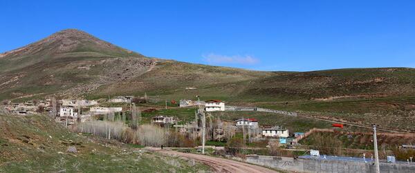 عکس روستا میانه