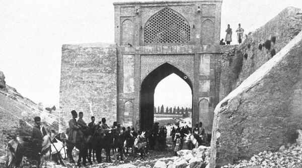 عکس قدیمی دروازه قران
