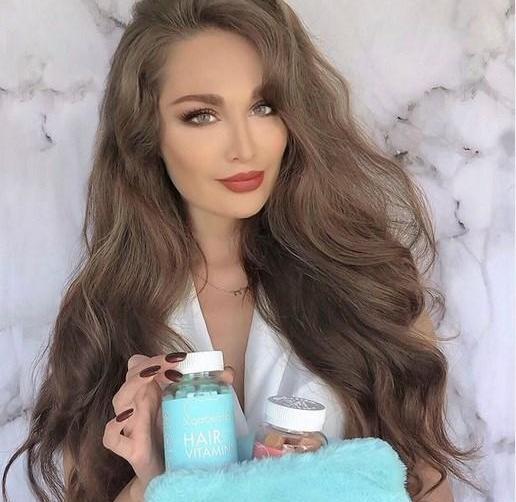 عکس واقعی طلا گلزار در تولد ابی