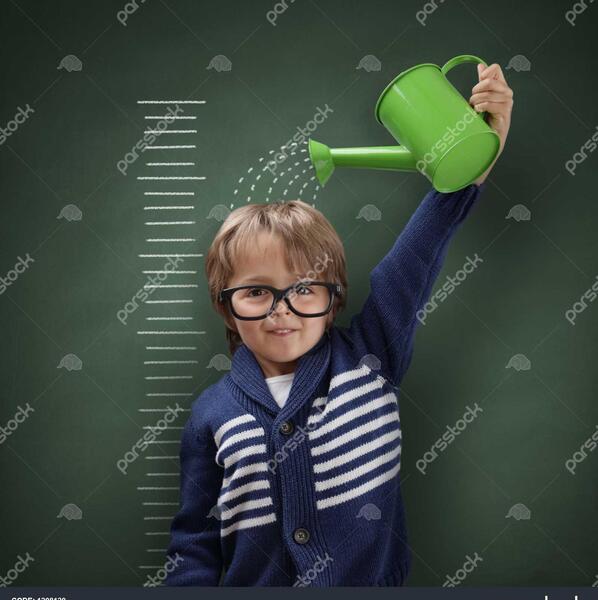 عکس رنگین کمان با آبپاش