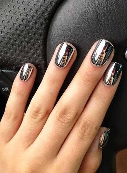 عکس ناخن نقره ای