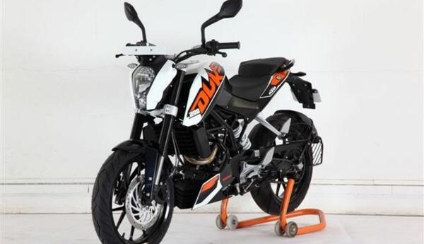 عکس موتور ktm 200