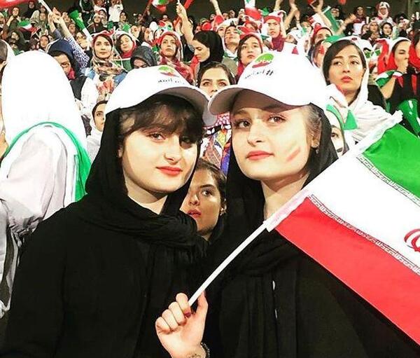 عکس سارا و نیکا در خارج اینستاگرام