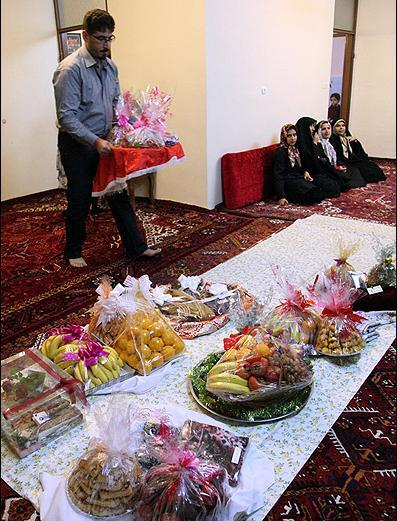 عکس طبق نامزدی