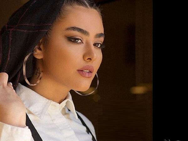 عکس ریحانه پارسا جدید در خارج