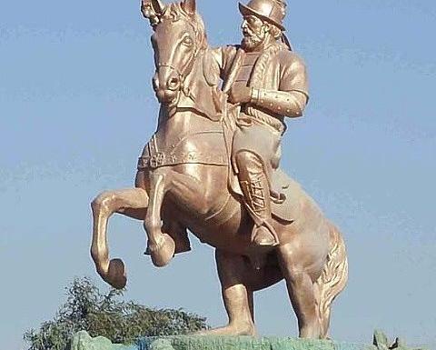 عکس قبر یعقوب لیث صفاری