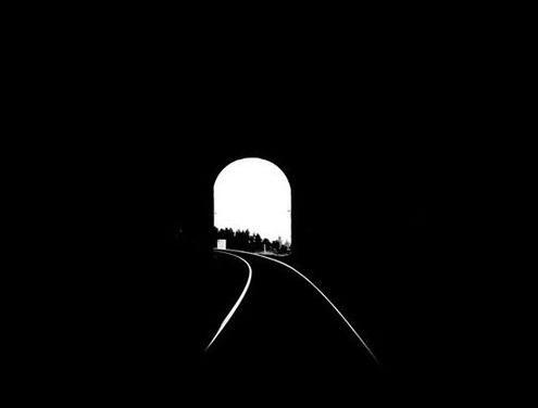 عکس پروفایل صفحه سیاه بدون متن