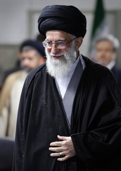 عکس زمینه رهبری