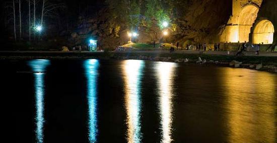 عکس شب طاق بستان