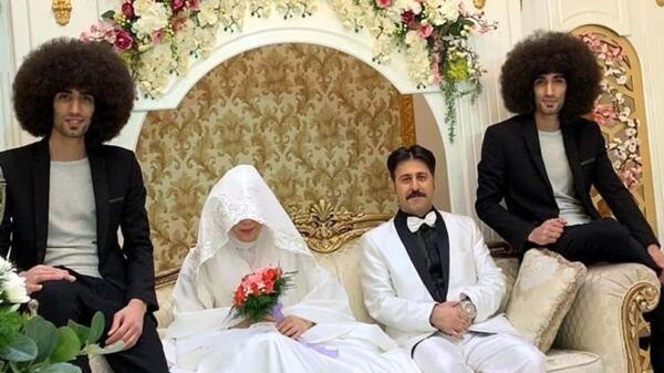 عکس سارا و نیکا در لباس عروس