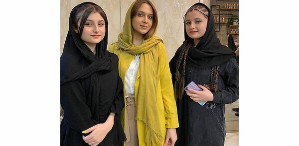 عکس سارا و نیکا در آرایشگاه