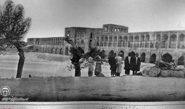 عکس قدیمی پل خواجو