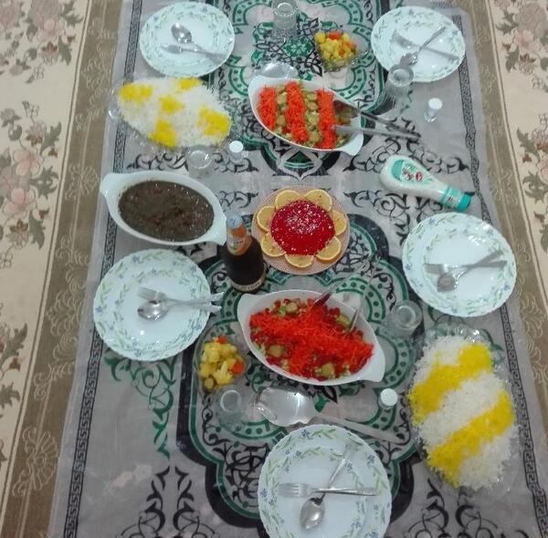 عکس سفره غذا ساده
