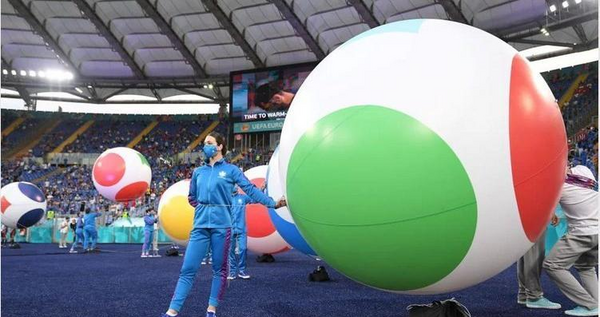 عکس های سانسور شده یورو