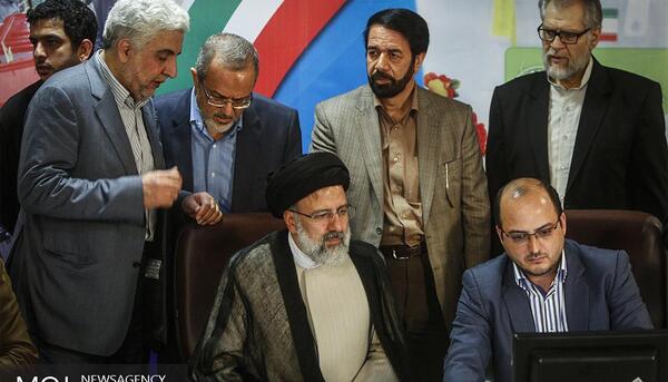 عکس ثبت نام رئیسی در انتخابات ریاست جمهوری