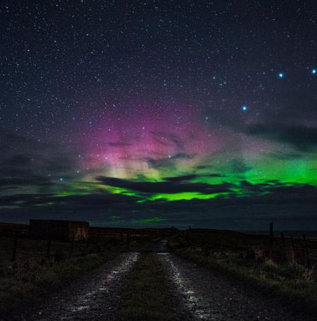 عکس رنگین کمان شب