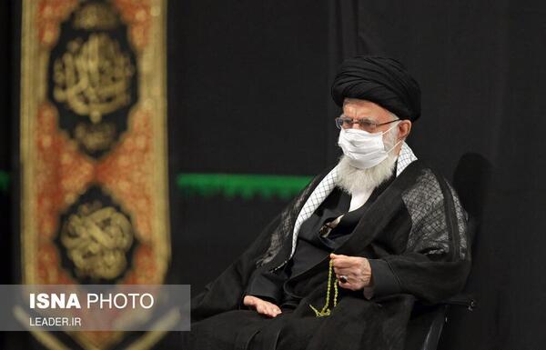 عکس سیاه سفید رهبری