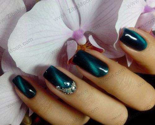 عکس ناخن چشم گربه ای