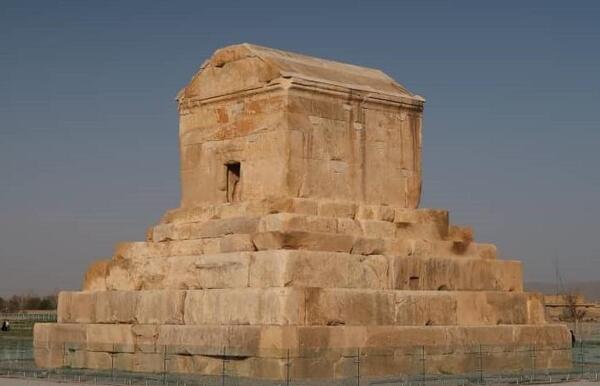 عکس از قبر کوروش کبیر