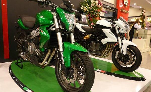 عکس موتور benelli