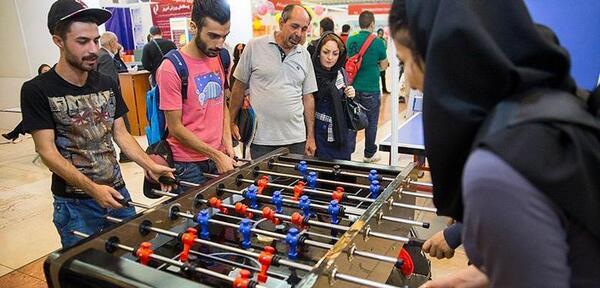 عکس فوتبال دستی یک نفره